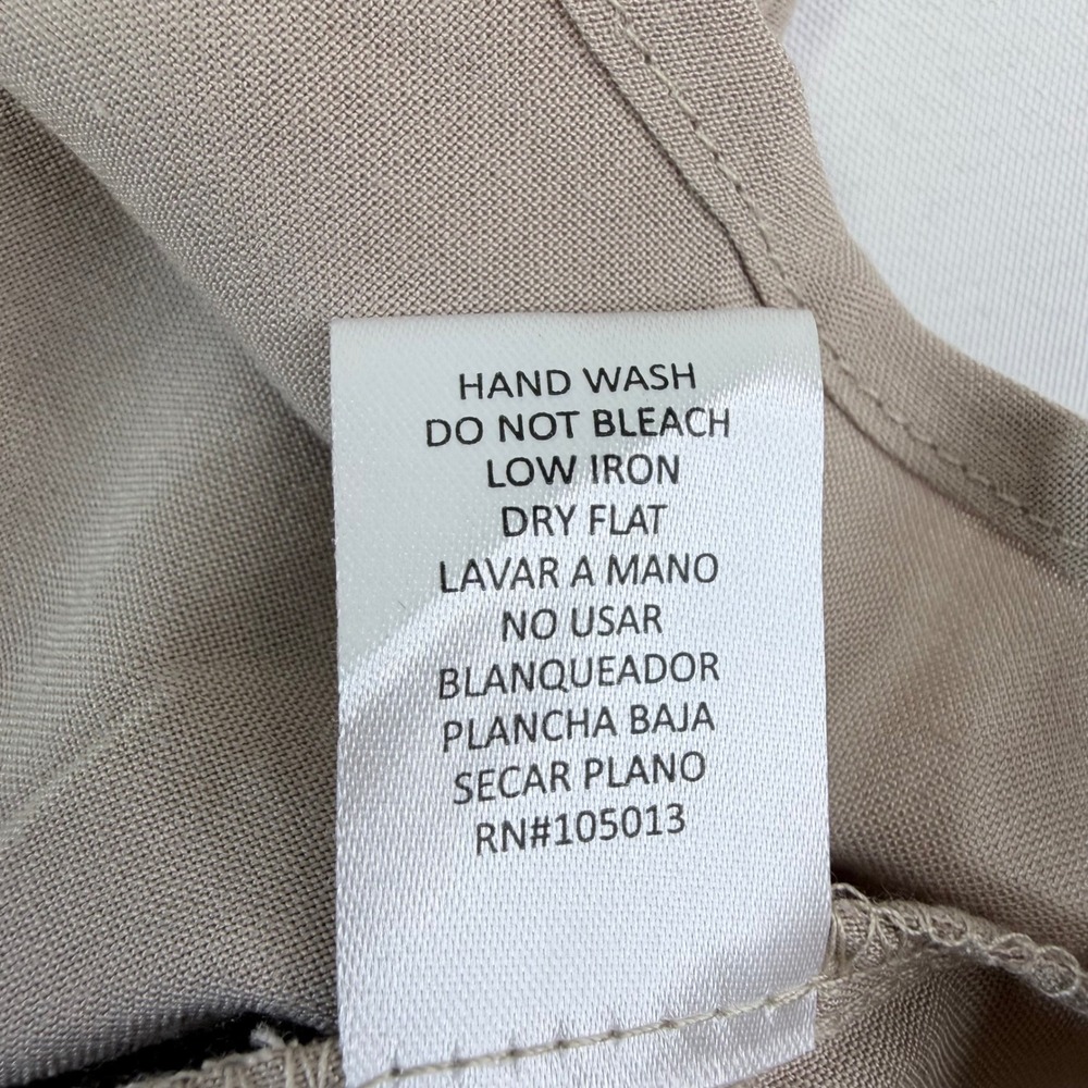 Andree by Unit Rayon Blouse Womens 2X Taupe New Pintuck Smocked Beige Top Office - Picture 6 of 6